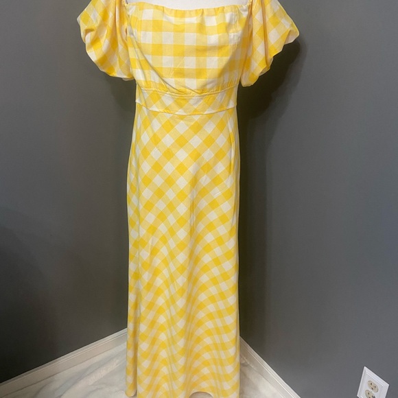 crown & ivy Dresses & Skirts - Crown & Ivy Yellow Checkered Maxi Dress